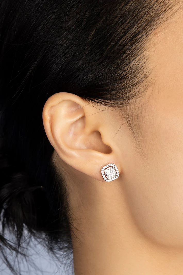 Lumière Stud Earrings - Image 2